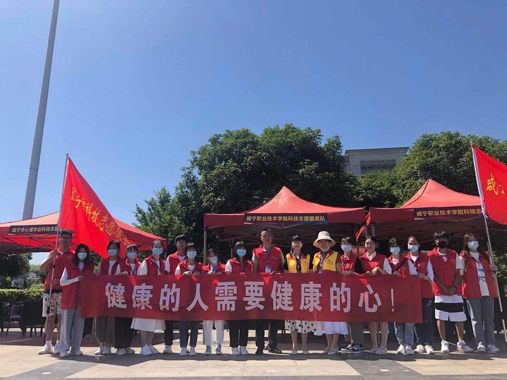 图2 合影修改.jpg 图2 合影修改.jpg